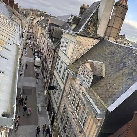 Saint Marc - 1er Etage Cours